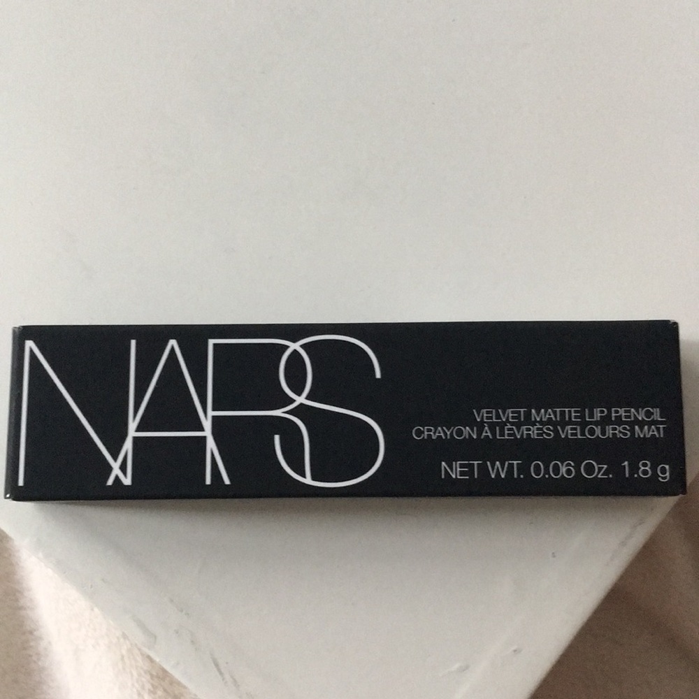 New Nars Velvet Matte Lip Pencil - in Do Me Baby